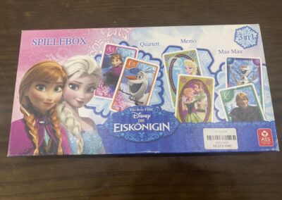 Frozen – Card Game Box